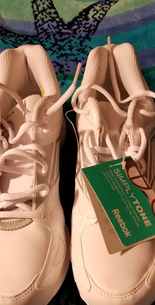 Brand New Women's Reebok Simply Tone Runners